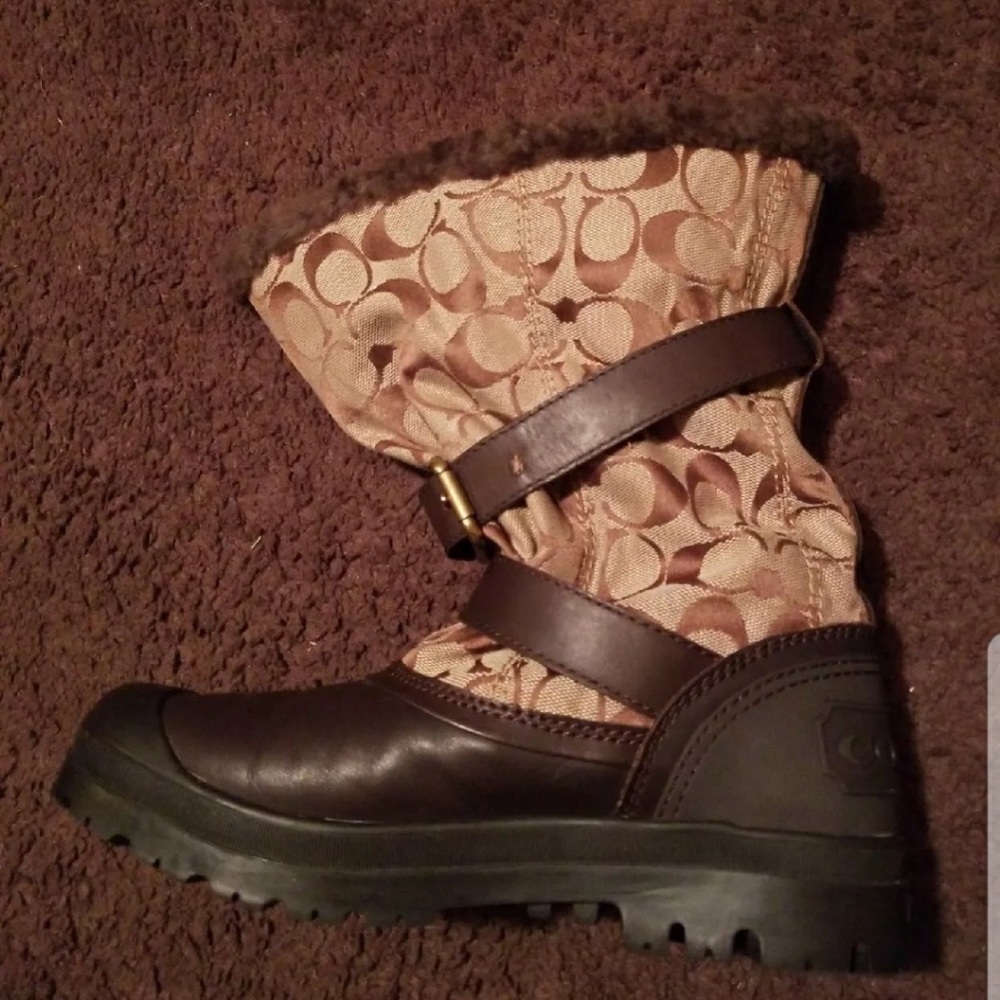 Authentic brown coach boots